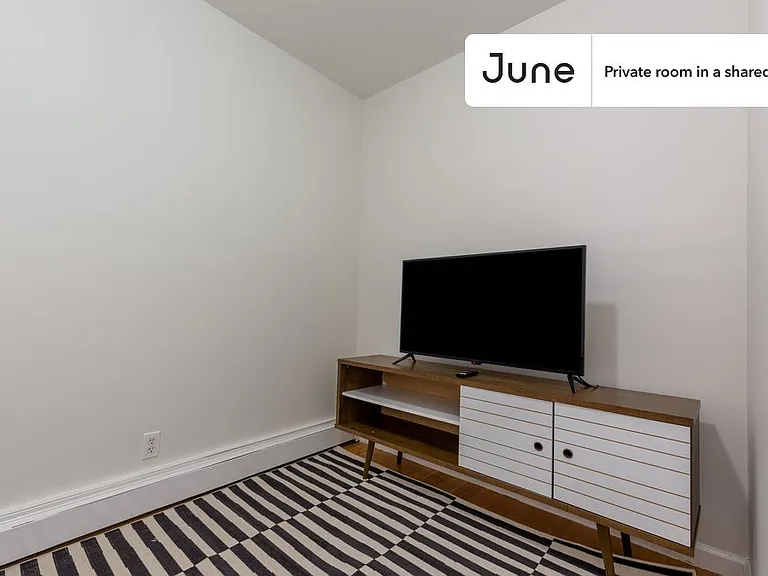 1594 Nostrand Ave #D — Photo 15