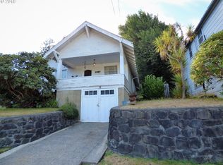 1227 N 8th St, Coos Bay, OR