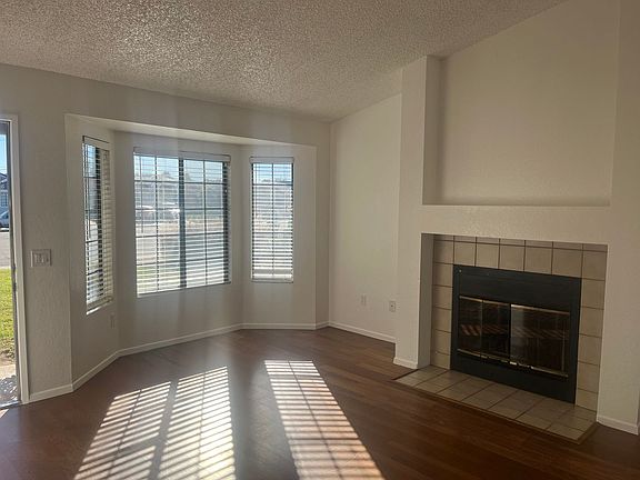 2nd image of 29740 Saint Andrews Ct
