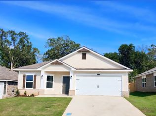 1003 Mission Creek Dr, Longview, TX 75601