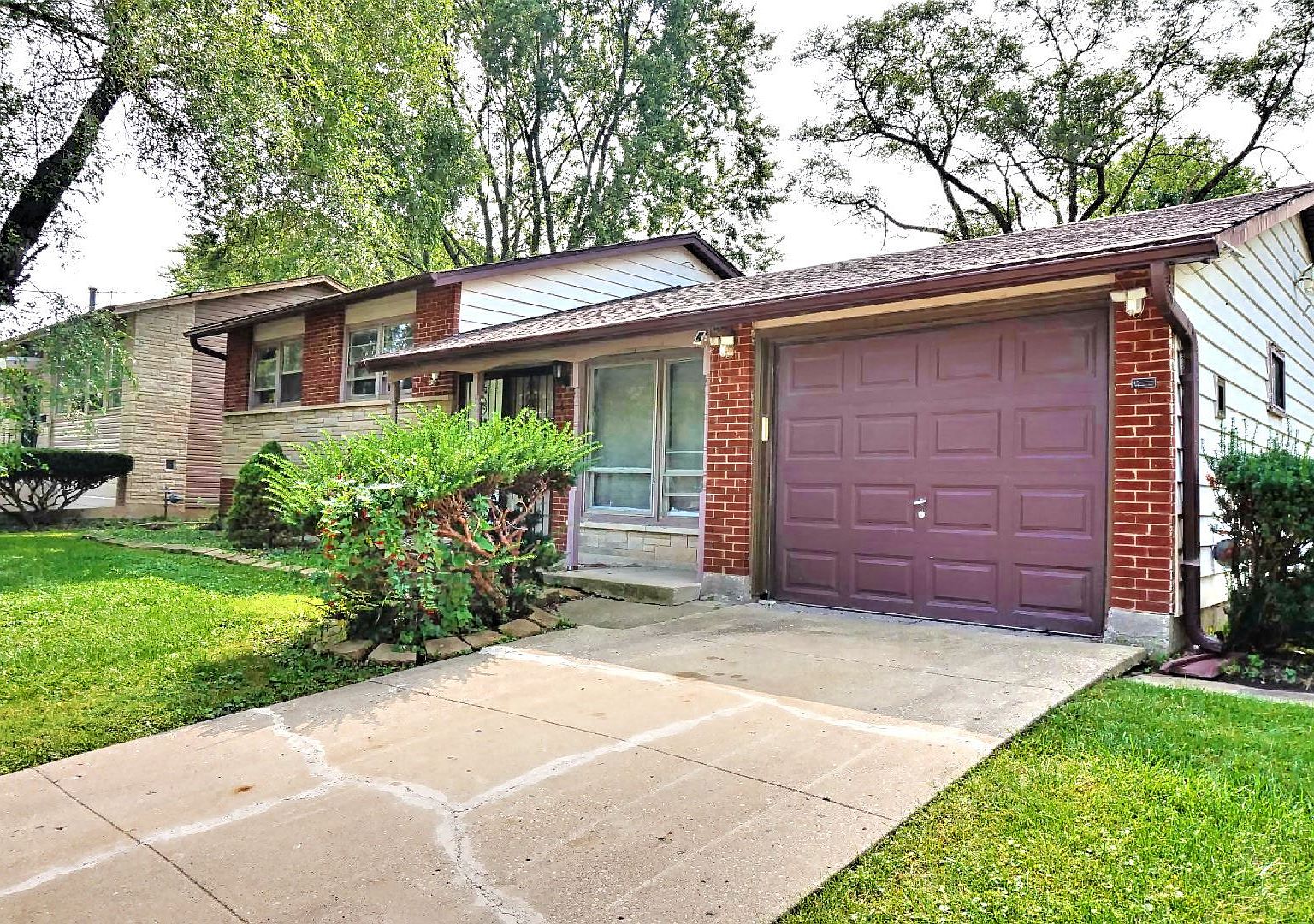 17618 Grandview Dr, Hazel Crest, IL 60429 Zillow