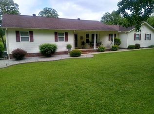 864 Sulphur Creek Rd, Big Sandy, TN 38221