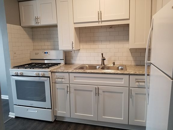3rd image of 7306 N Winchester Ave