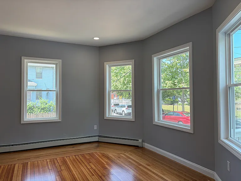 98-100 Whitmarsh St #1 — Photo 13