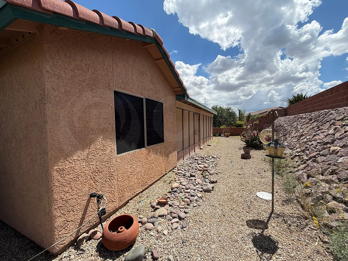 2 bed, 2.0 bath, 1283 sqft, $1,500 — Photo 2