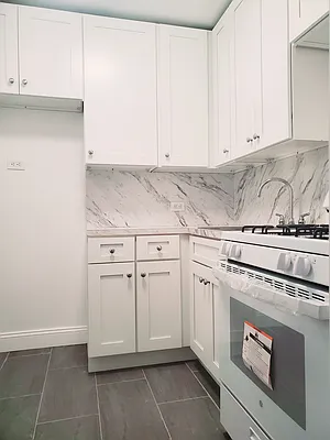 Rented by New York Dwellings LLC | media 13