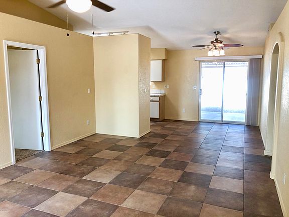 4th image of 665 Thunderbolt Ave