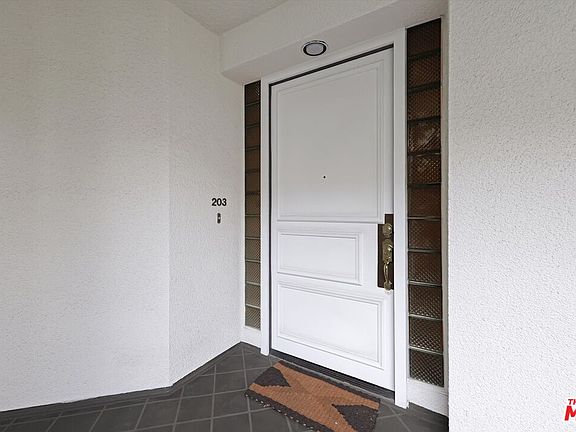 5th image of 2131 Century Park Ln APT 203