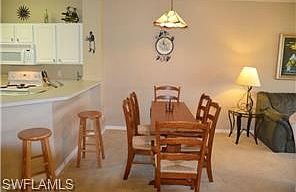 4th image of 10044 Pacific Pines Ave