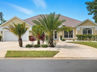 8 Lakeside Pl W, Palm Coast, FL 32137