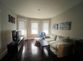 22 Alberta Ter, Cambridge, MA 02140