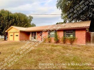 722 Desert Willow Dr, Lufkin, TX 75901
