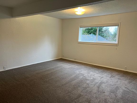 3rd image of 8308 142nd Ave NE
