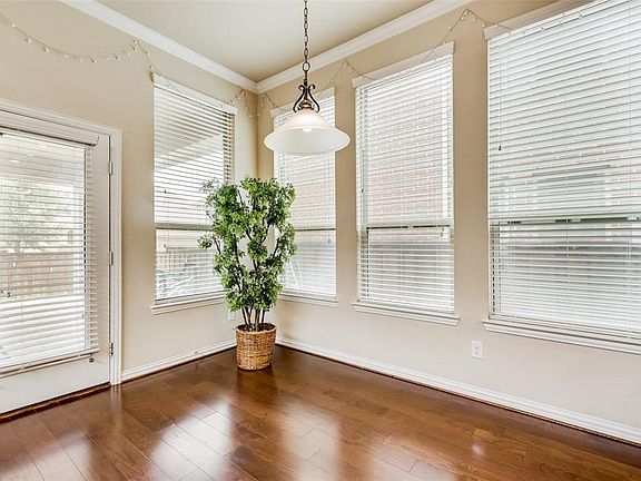 5th image of 7024 Isle Royale Ln