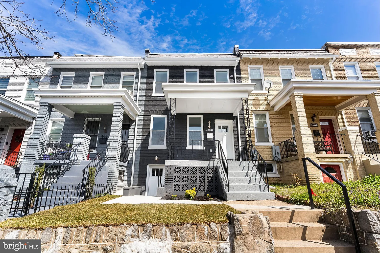 1110 Oates St NE photo 1