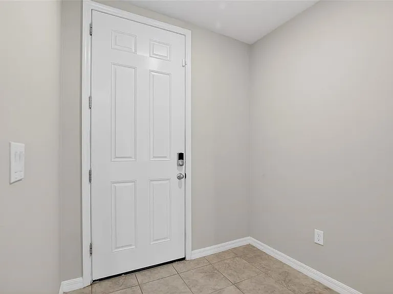 2710 Scarlet Bay Pl — Photo 17