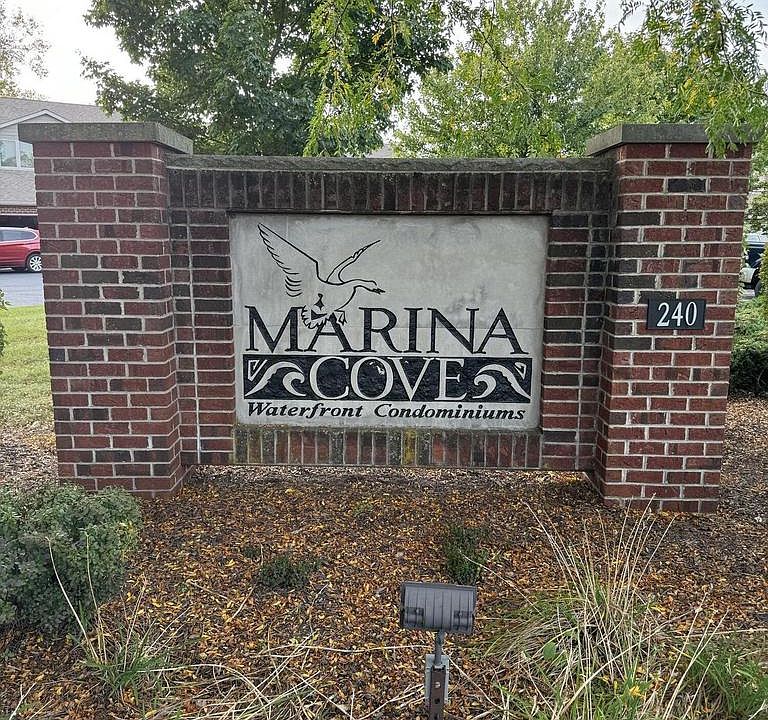 1st image of 240 Marina COURT #18