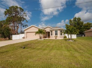 2220 SW 19th Pl, Cape Coral, FL 33991