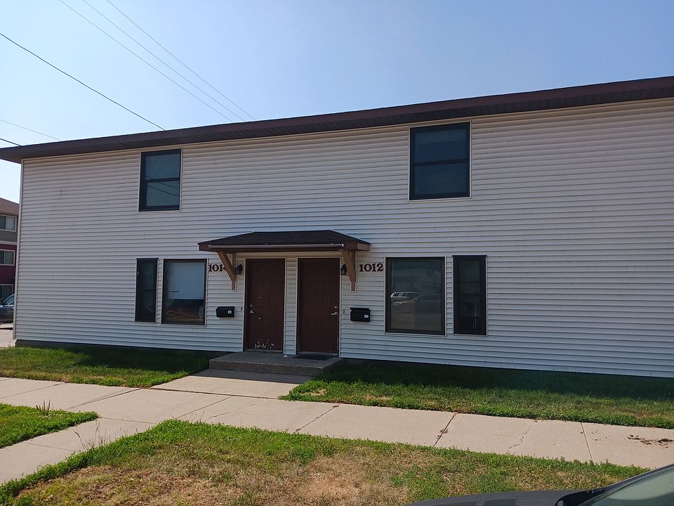1st image of 1012 Grove St