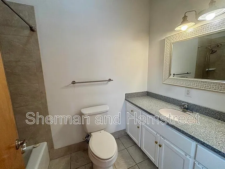 1130D Jones St #1130D JONES ST — Photo 9