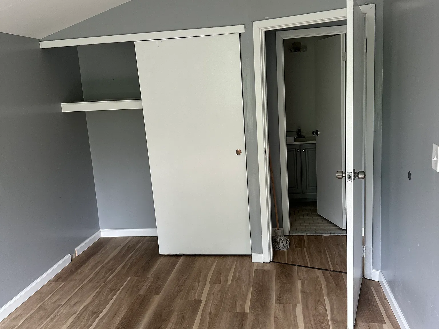 2 bed, $2,700 — Photo 4