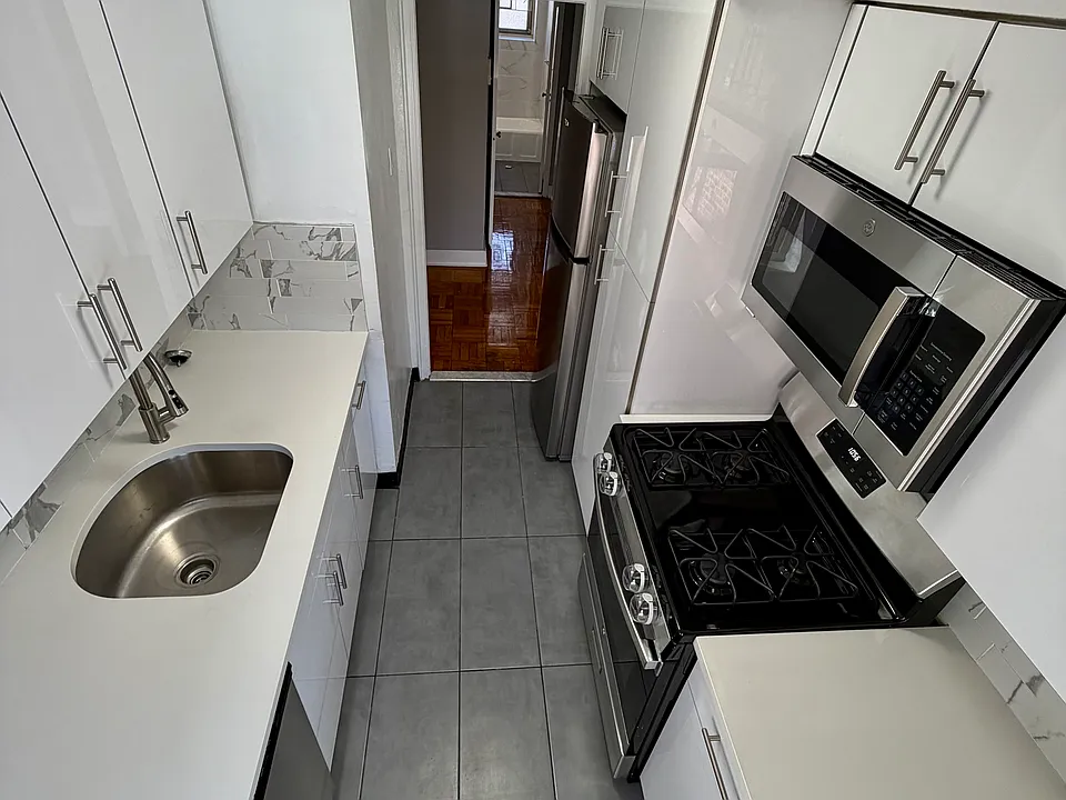 71st Cres