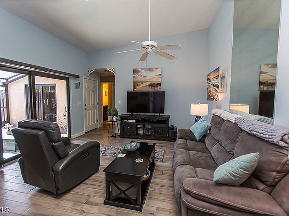 5th image of 7129 Penner Ln APT 2