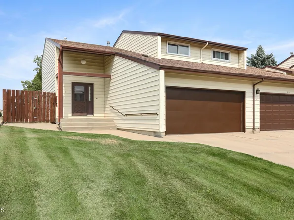 611 11th St E, Williston, ND 58801