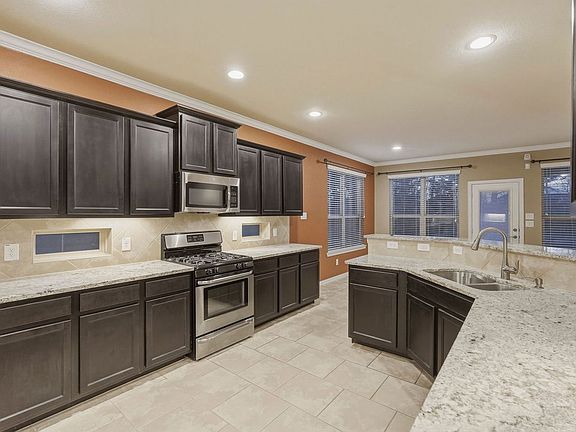 4th image of 31743 Chapel Rock Ln
