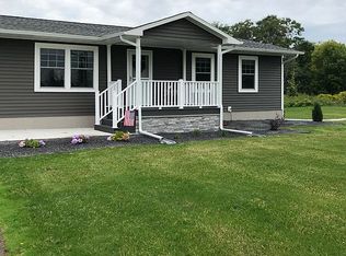44 Nell Manor Dr, Waddington, NY 13694