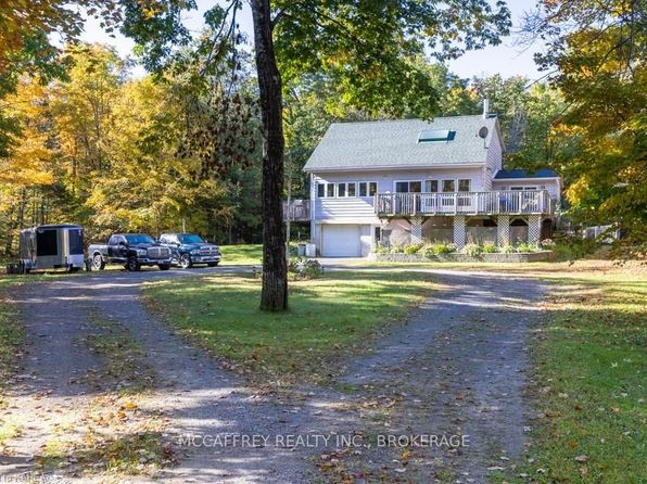 26 Skootamatta Lake Rd, Addington Highlands, ON K0H 1K0