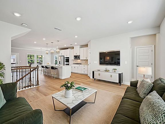 The Jordan floorplan with the Relaxed Transitional Linen interior package.