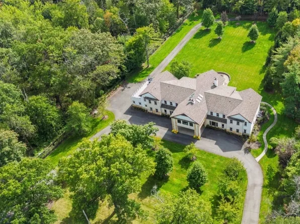 882 S Orange Ave, Millburn Twp., NJ 07078