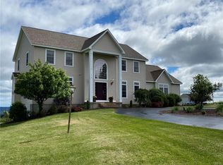 635 Higby Rd, New hartford, NY 13413