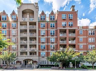 75 Oceana Dr E APT 4D, Brooklyn, NY 11235