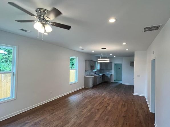 898 Faxon Ave