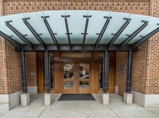 37 Henry St APT 401, Saratoga Springs, NY 12866