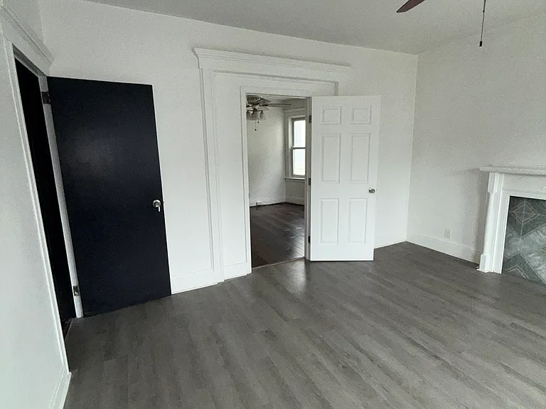 Bedroom with separate entrance