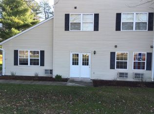 1005 Primrose Ln, Edinburg, VA 22824