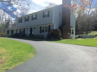 5075 Pine Valley Dr, Fayetteville, NY 13066