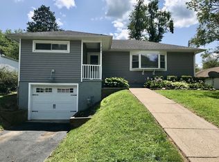 221 E Cherry St, Sunbury, OH