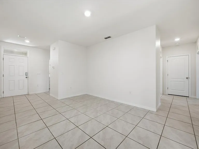 289 Gina Ln — Photo 12