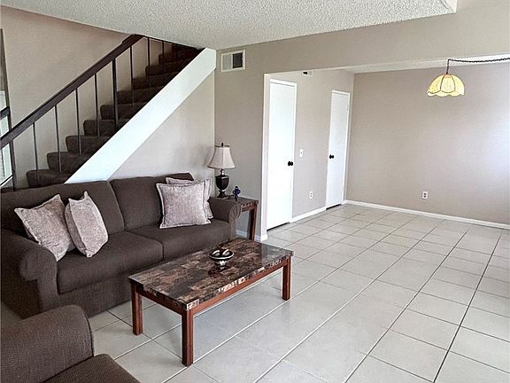 5th image of 6176 Arroyo Rd Unit 5