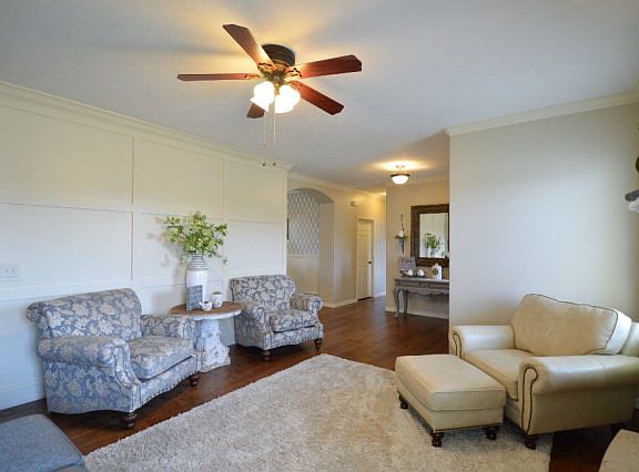 4th image of 1253 Arrow Point Ln
