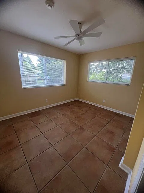 3 bed, 1433 sqft, $3,200 — Photo 2