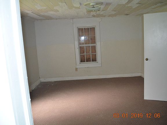 3rd image of 3077 Montpelier Pl
