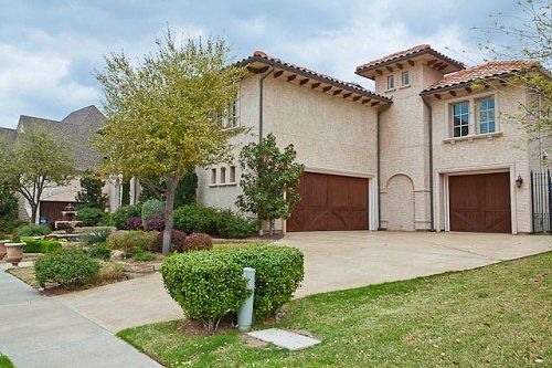 2nd image of 6356 Bluffview Dr