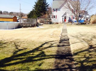 28 S Morgantown St, Fairchance, PA 15436
