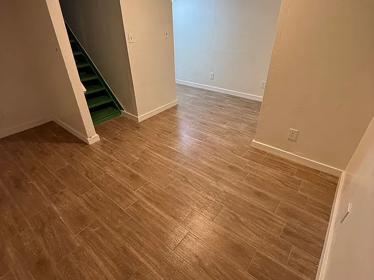 415 Jeffrey St — Photo 13