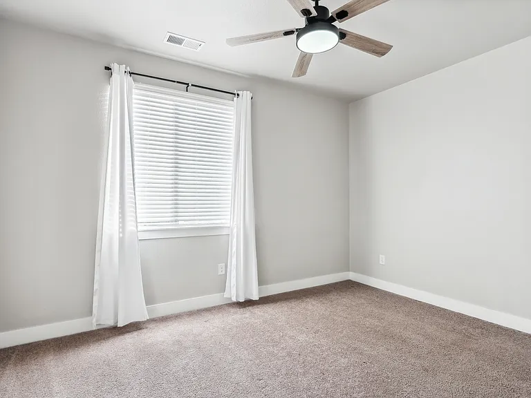 981 S Sable Blvd #208 — Photo 13